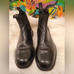 Blundstone Leather Chelsea Boots